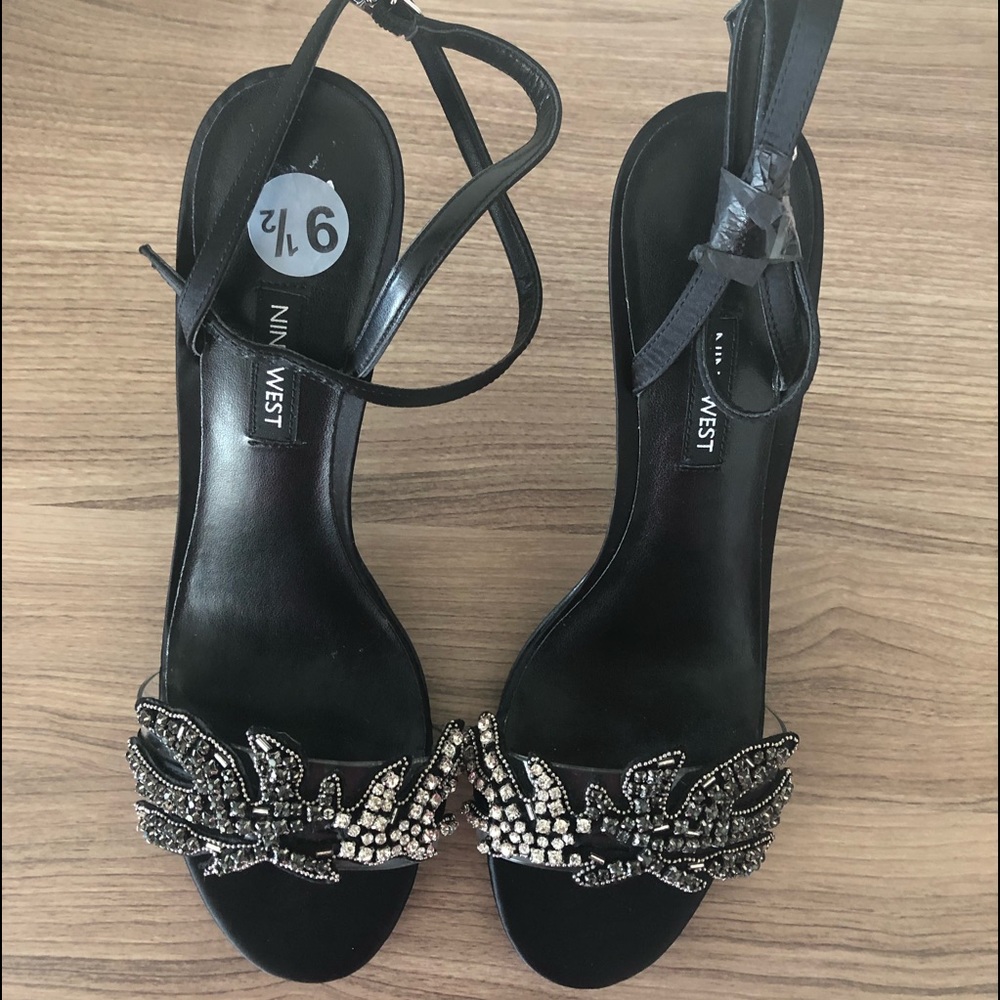 Nine West Black Ankle Strap Heel embellished